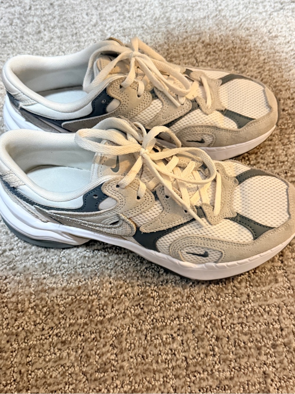 Nike Women's Cream and Light Gray Athletic Sneakers